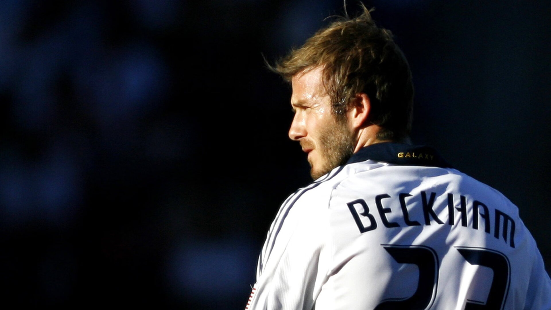 “马科斯·梅特罗的全能技巧，助力美洲狮队在世界赛场中崭露头角”