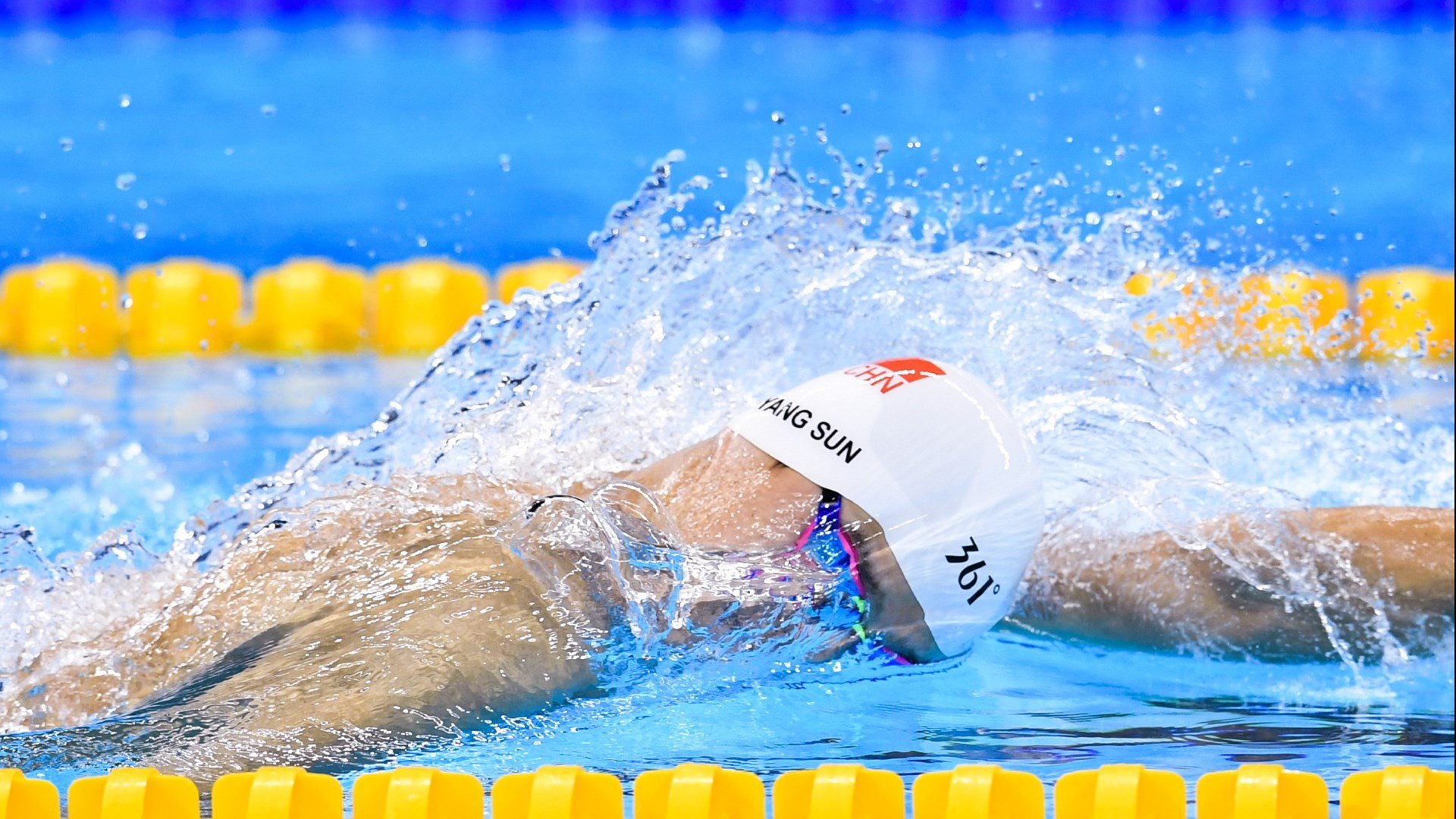 女子联赛增加替补出场时间为新人提供更多表现机会，女子替补夺冠